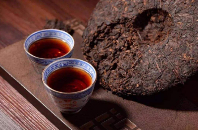 【普洱茶】普洱茶属于什么茶 普洱茶的功效与作用及禁忌 普洱茶的泡法